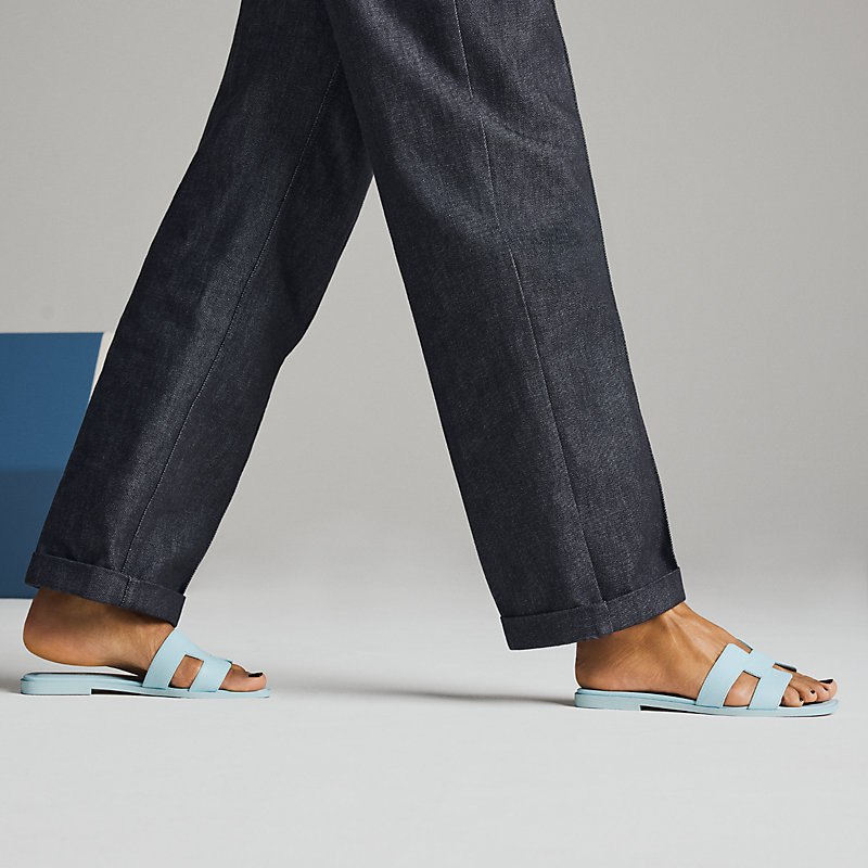 こなれ感漂う上質サンダル★【HERMES】Oran Bleu brume Oran sandal | Hermès USA
